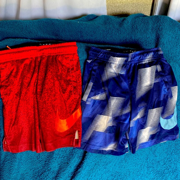 Size 4-5 basketball style shorts Dri-Fit Nike and 1 adidas - Picture 1 of 6